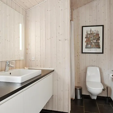 Three-bedroom In Fjerritslev
