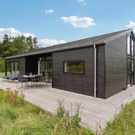 Three-bedroom In Fjerritslev