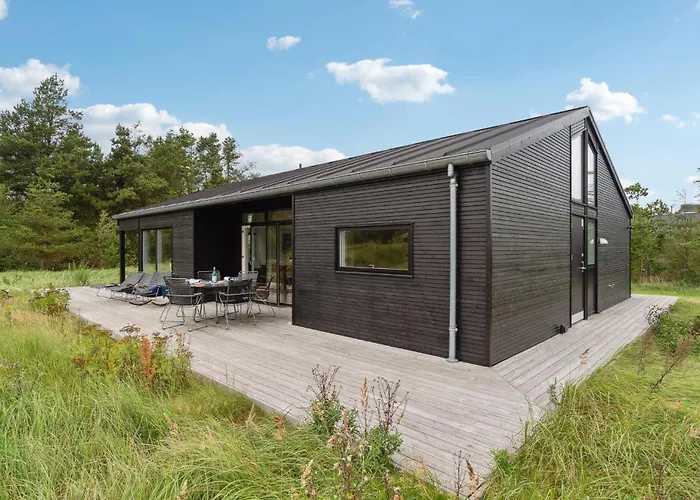 Three-bedroom In Fjerritslev